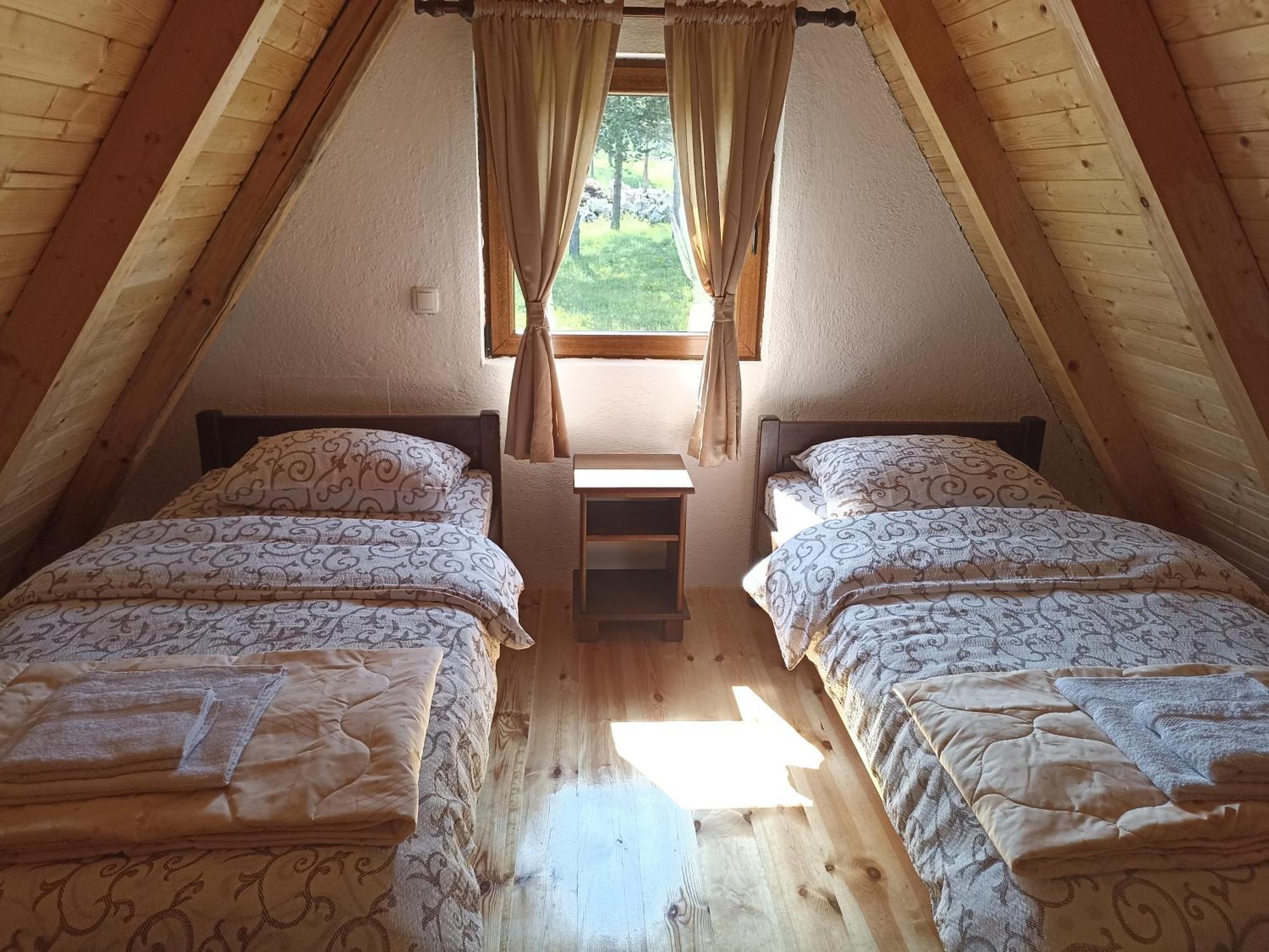 Žabljak Vikendice Smolovicヴィラ 部屋 写真